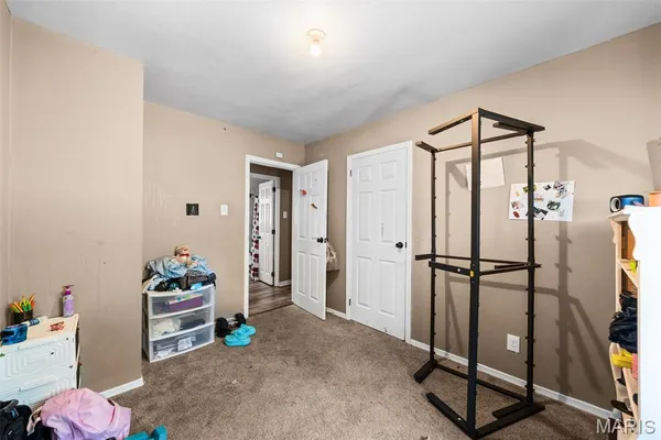 $215,000 | 1630 Tyson Drive, Florissant, MO 63031