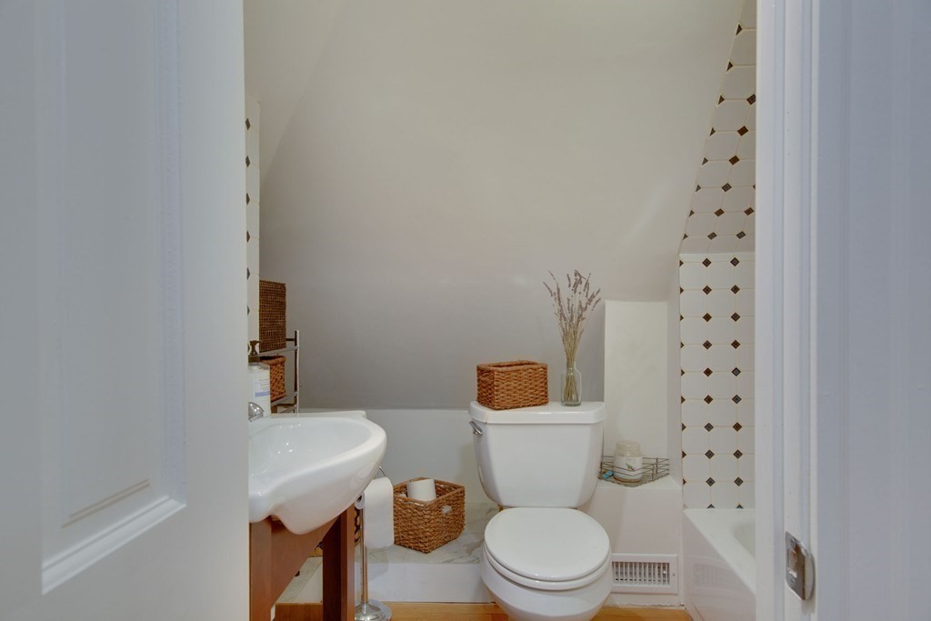 69 Eleanor Street, Unit 69 Chelsea, MA 02150 - Photo 5 of 30