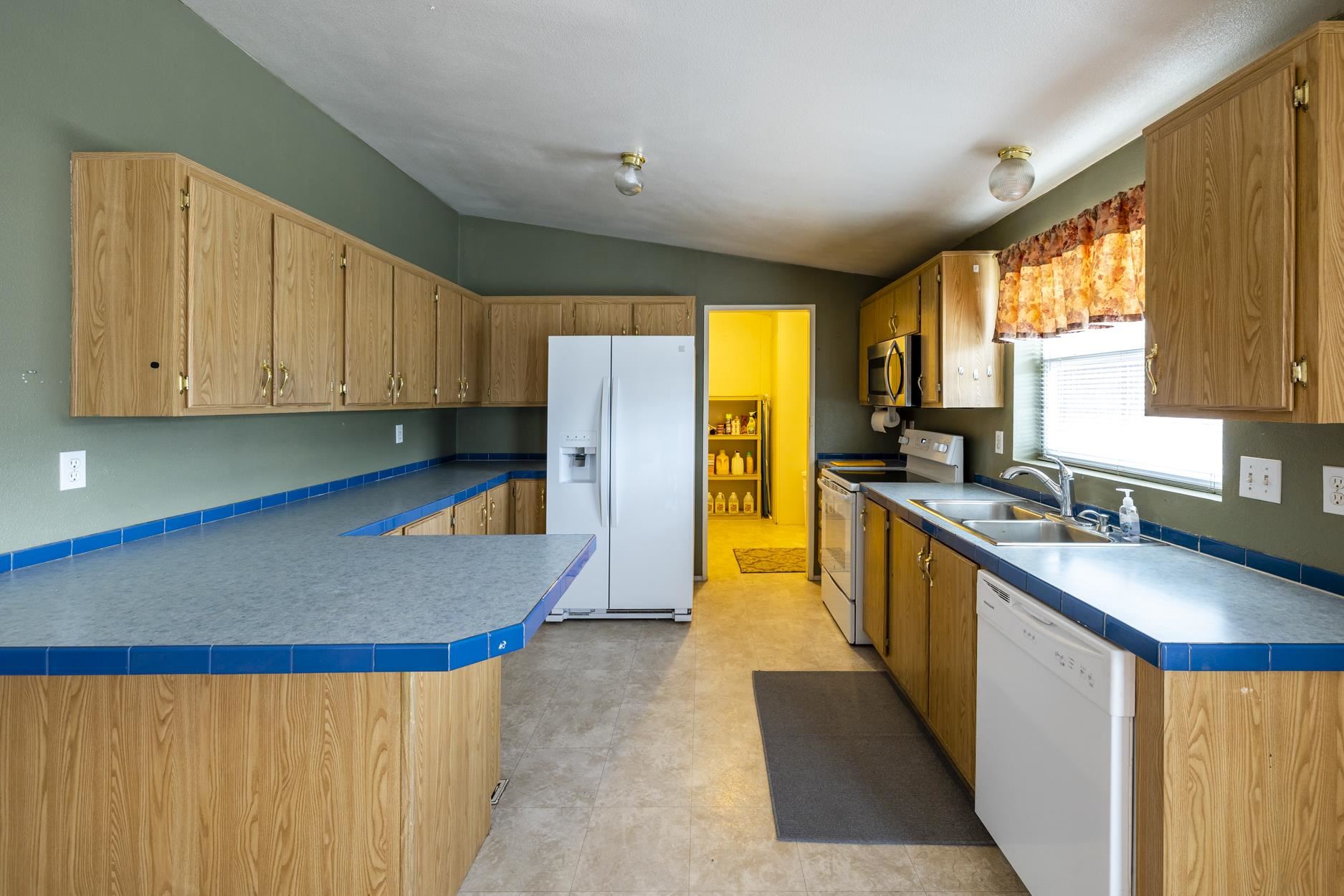 4877 A Rail Canyon Road Springdale, WA 99173 - Photo 6 of 31