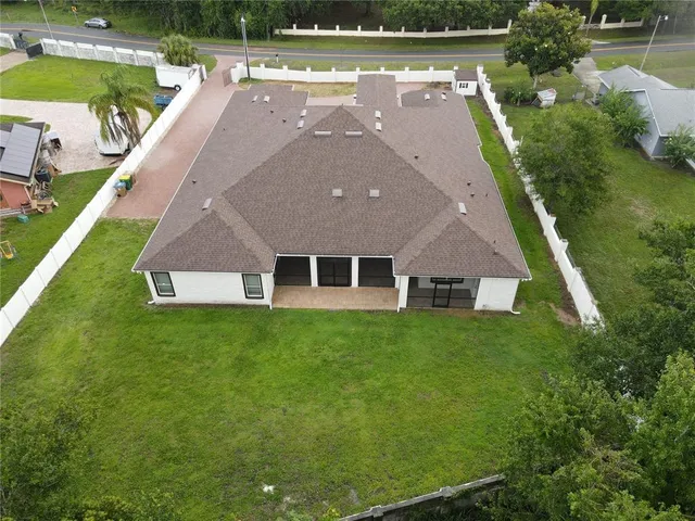 en view interior of the house and livingroom