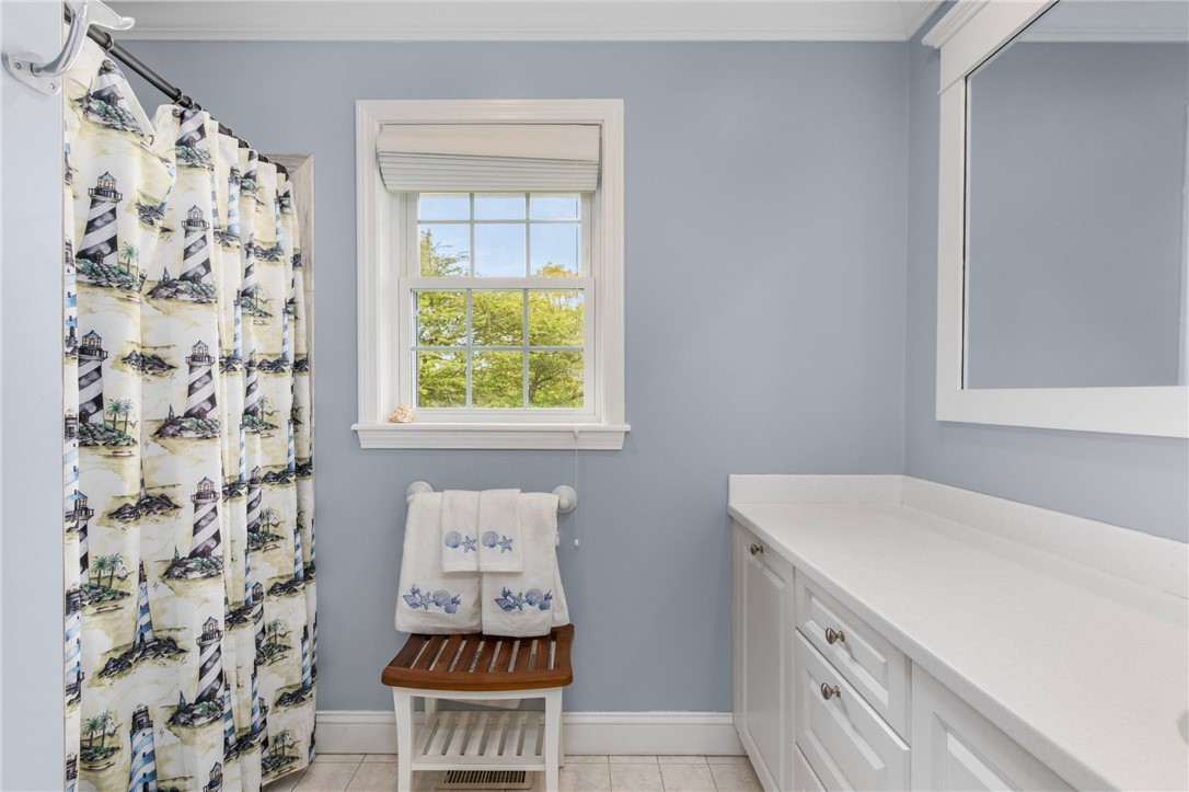 213 Corey Lane, Unit 213 Middletown, RI 02842 - Photo 29 of 40