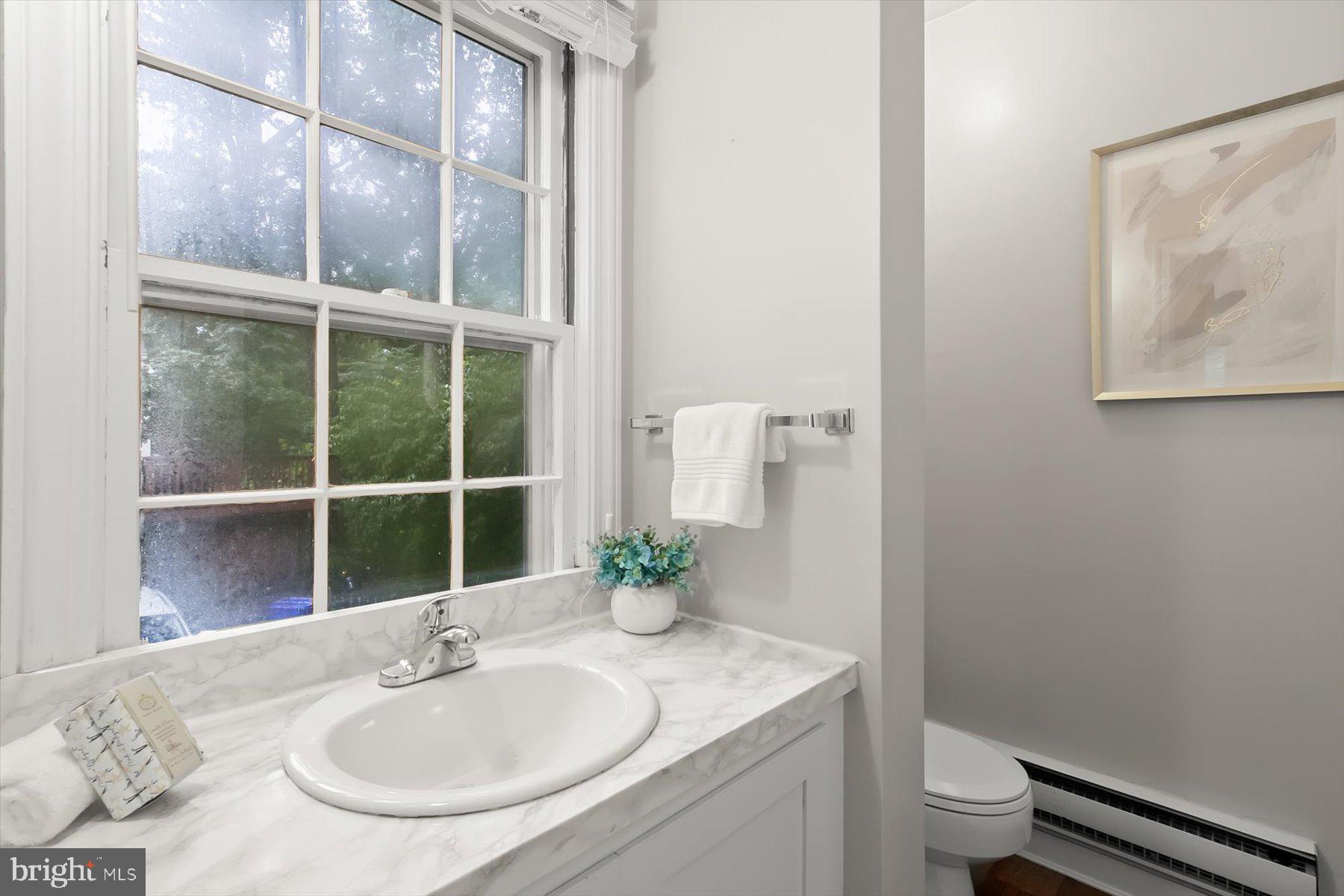 5910 Cobalt Road Bethesda, MD 20816 - Photo 16 of 35 Powder room, main level