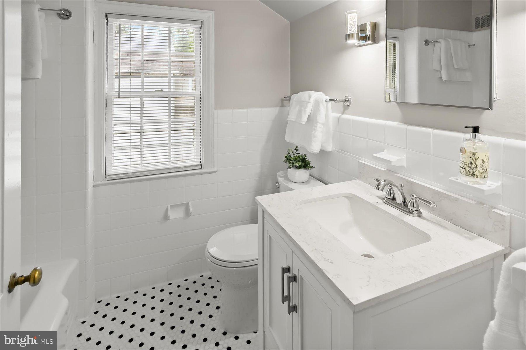 5910 Cobalt Road Bethesda, MD 20816 - Photo 24 of 35 Hall Bath, newly renovated