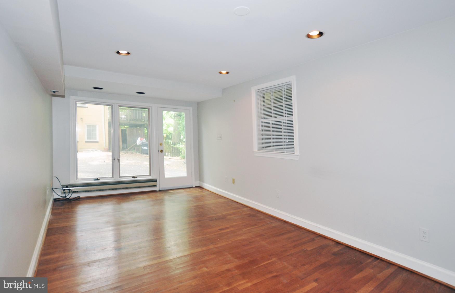 5910 Cobalt Road Bethesda, MD 20816 - Photo 30 of 35 Office, lower level (former garage)