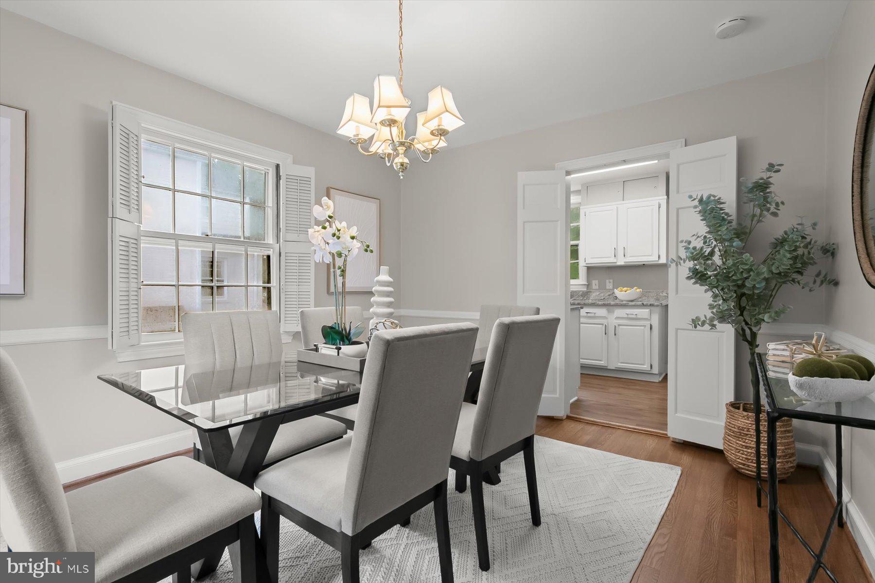 5910 Cobalt Road Bethesda, MD 20816 - Photo 8 of 35 Dining room