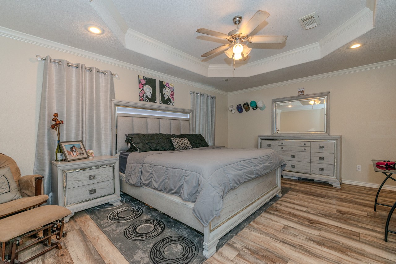 193 Donald Street Bridge City, TX 77611 - Photo 18 of 34