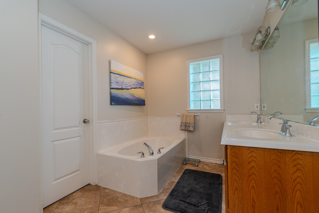 193 Donald Street Bridge City, TX 77611 - Photo 21 of 34