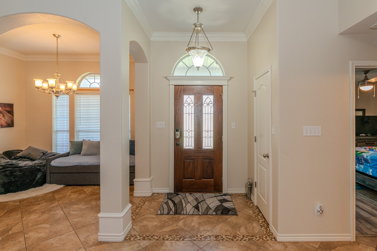 193 Donald Street Bridge City, TX 77611 - Photo 5 of 34