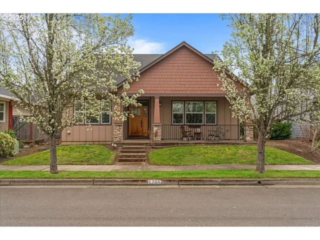 $510,000 | 1703 Webb Lake Drive, Silverton, OR 97381