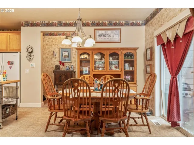 $510,000 | 1703 Webb Lake Drive, Silverton, OR 97381