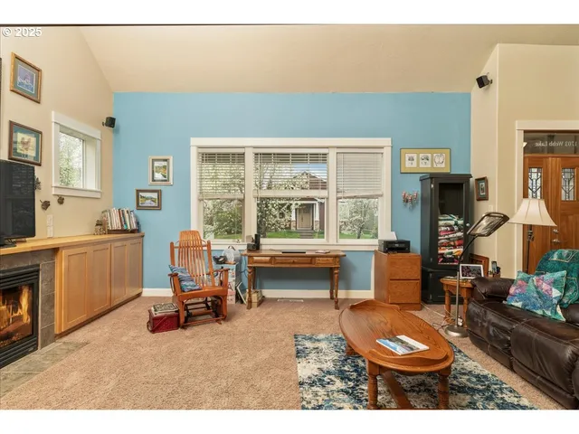 $510,000 | 1703 Webb Lake Drive, Silverton, OR 97381