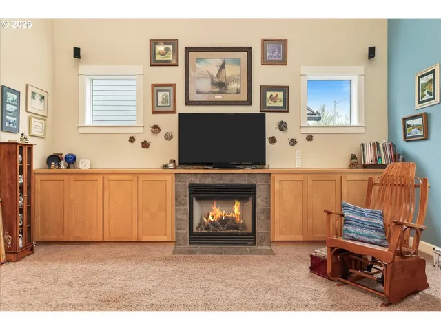 $510,000 | 1703 Webb Lake Drive, Silverton, OR 97381