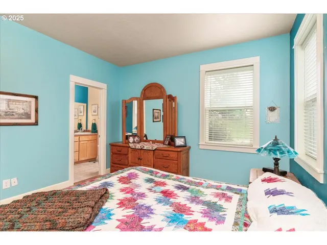 $510,000 | 1703 Webb Lake Drive, Silverton, OR 97381