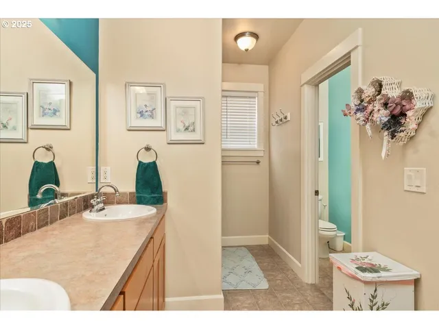 $510,000 | 1703 Webb Lake Drive, Silverton, OR 97381