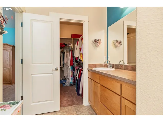 $510,000 | 1703 Webb Lake Drive, Silverton, OR 97381