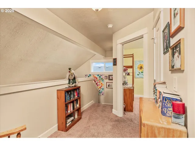 $510,000 | 1703 Webb Lake Drive, Silverton, OR 97381