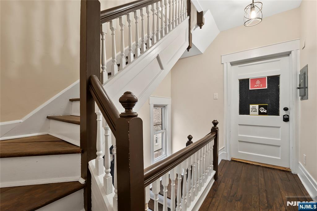 54 Riggs Place West Orange, NJ 07052 - Photo 27 of 41