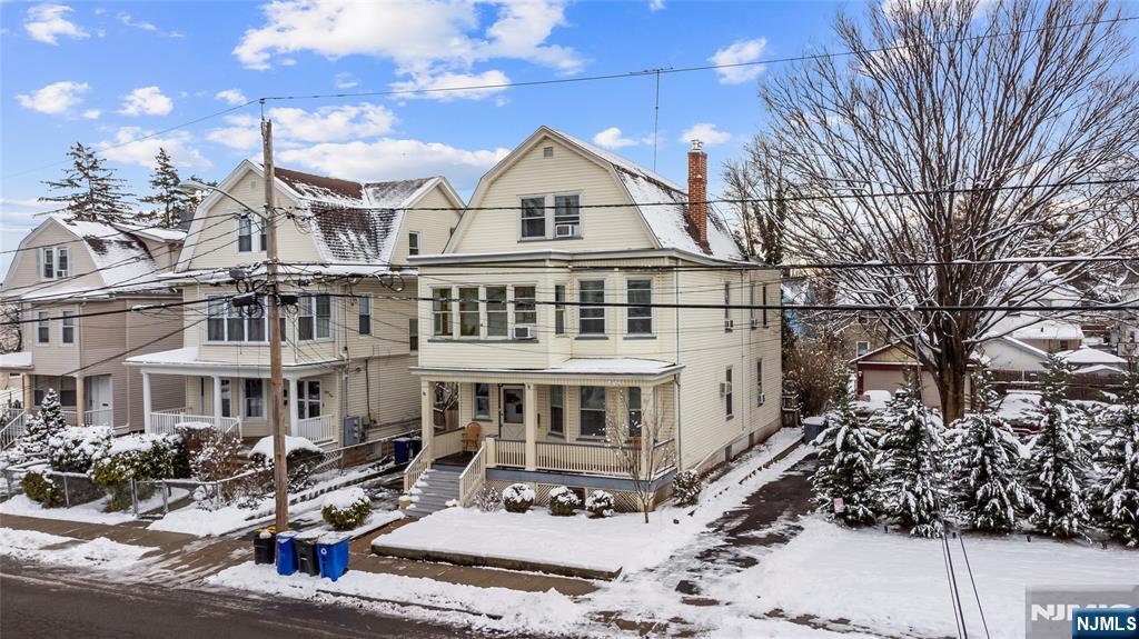 54 Riggs Place West Orange, NJ 07052 - Photo 5 of 41