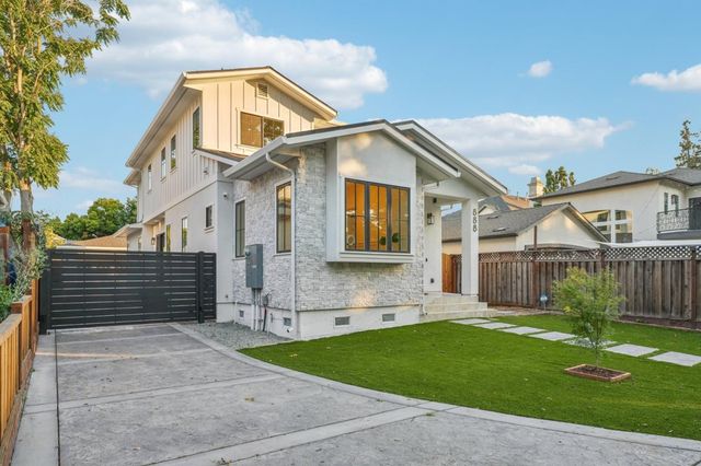 a view of house and outdoor space