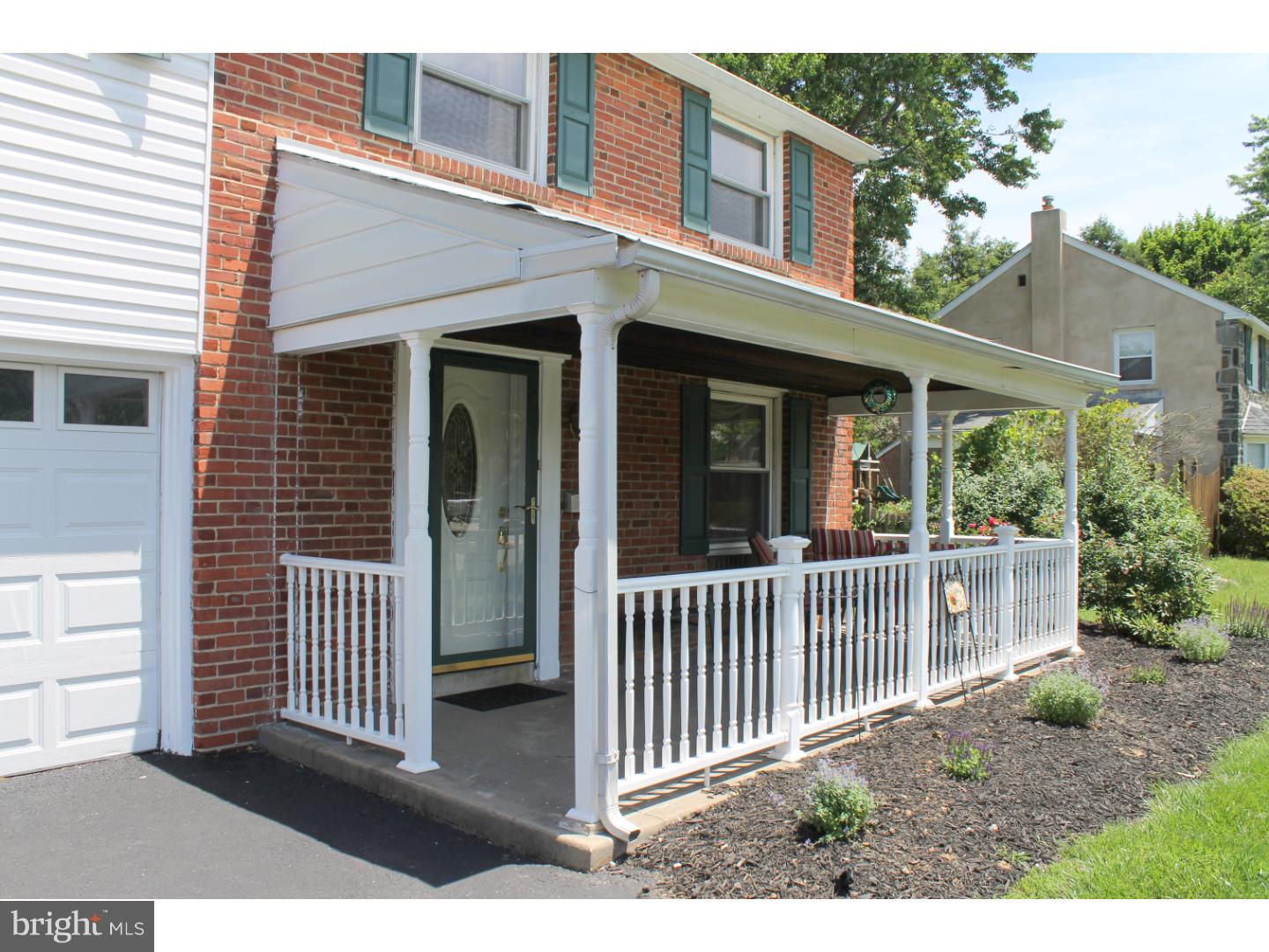 743 Hilltop Road Springfield, PA 19064 - Photo 4 of 22 Porch