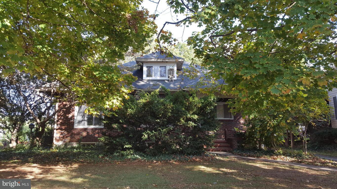 369 North Broad Street Lititz, PA 17543 - Photo 1 of 4