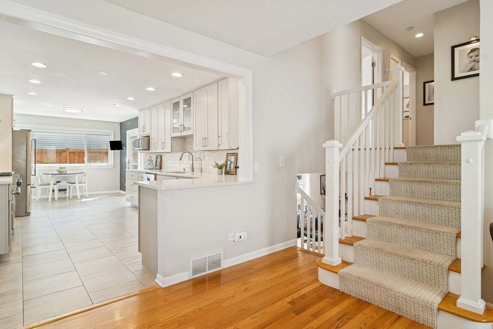 530 North Myrtle Avenue Elmhurst, IL 60126 - Photo 17 of 44 a view of kitchen with furniture and wooden floor
