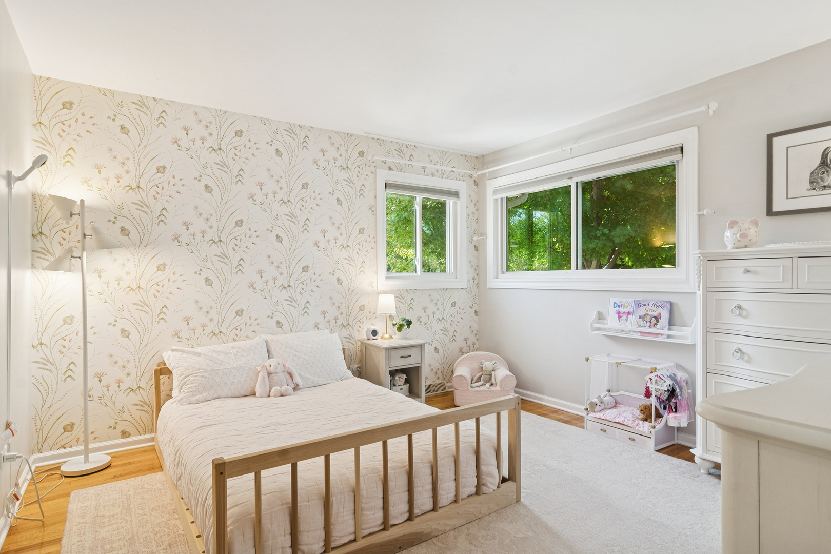 530 North Myrtle Avenue Elmhurst, IL 60126 - Photo 21 of 44 a bedroom with a bed and a window