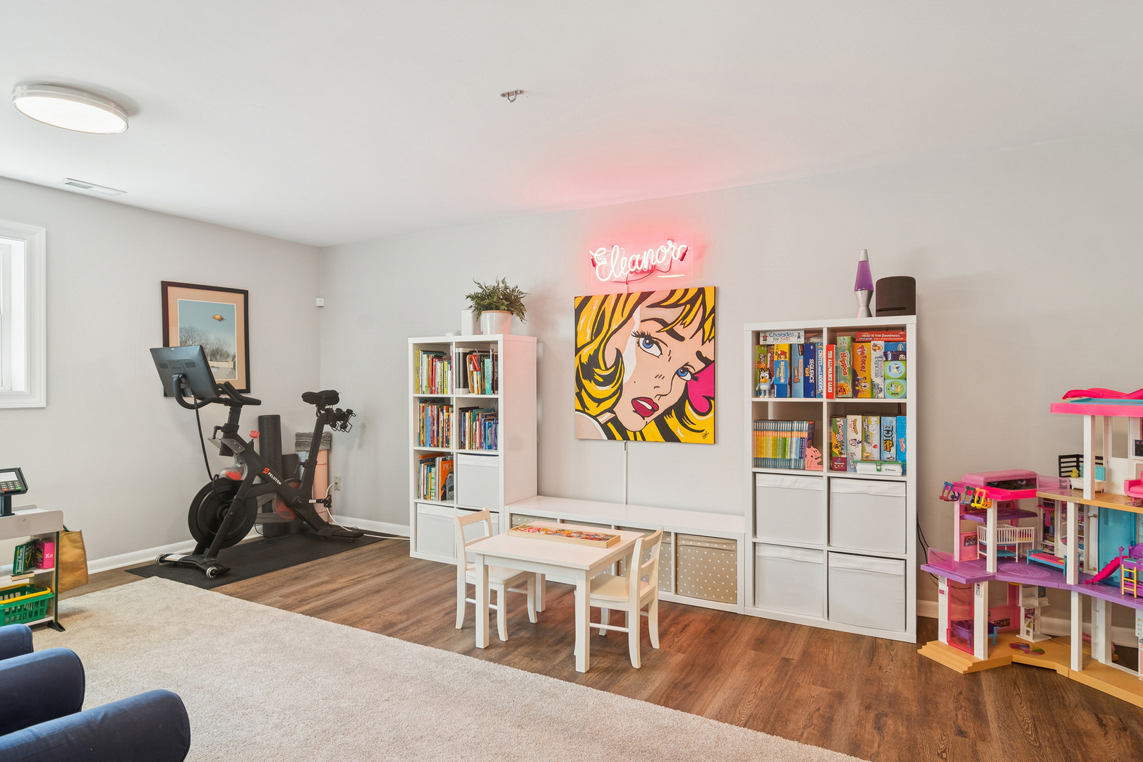 530 North Myrtle Avenue Elmhurst, IL 60126 - Photo 25 of 44 a living room with furniture a wooden floor and a book shelf