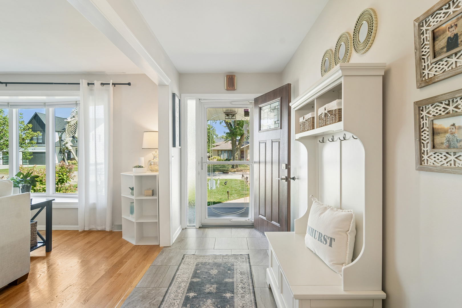 530 North Myrtle Avenue Elmhurst, IL 60126 - Photo 4 of 44 a view of an entryway with wooden floor and door