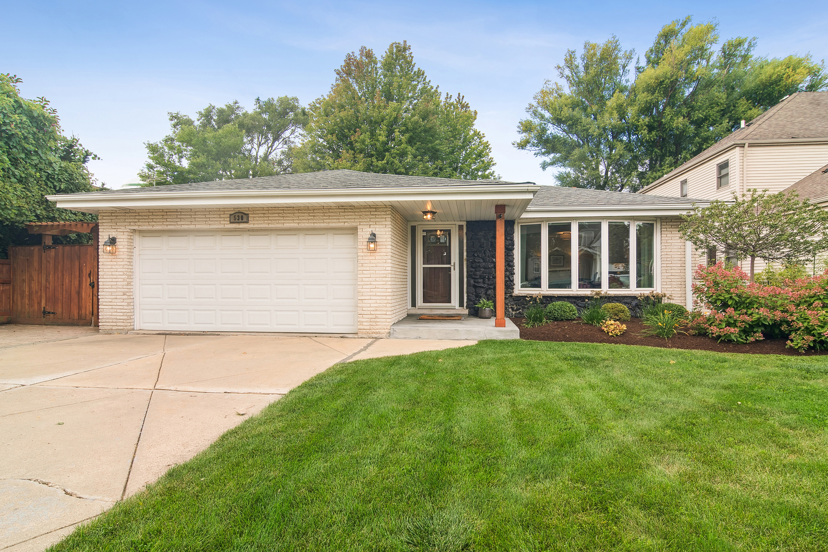 530 North Myrtle Avenue Elmhurst, IL 60126 - Photo 41 of 44 front view of a house with a yard