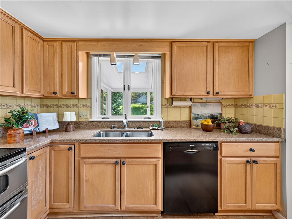 10 Burnley Rise, Unit RISE Perinton, NY 14534 - Photo 15 of 42