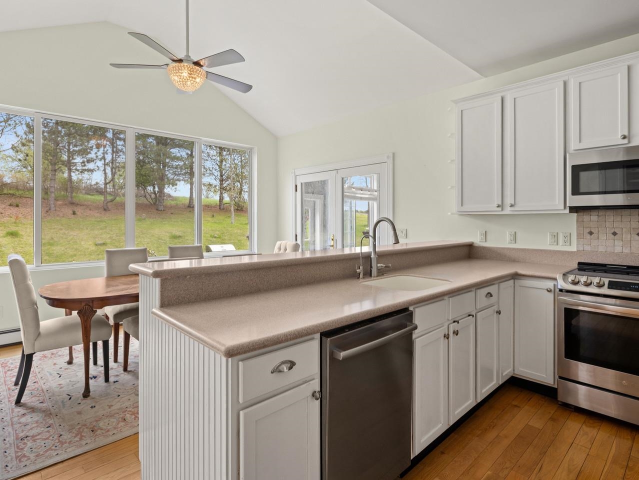 29 Maeck Farm Road Shelburne, VT 05482 - Photo 12 of 55