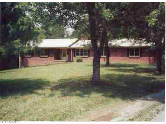 3940 Apperson Road East Bend, NC 27018 - Photo 1 of 1 Exterior Front.