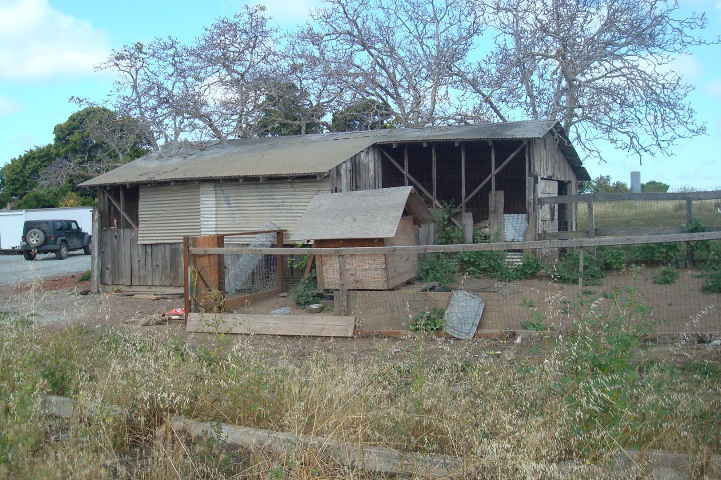 63 Russell Road Salinas, CA 93906 - Photo 9 of 31 Gallery Image 9