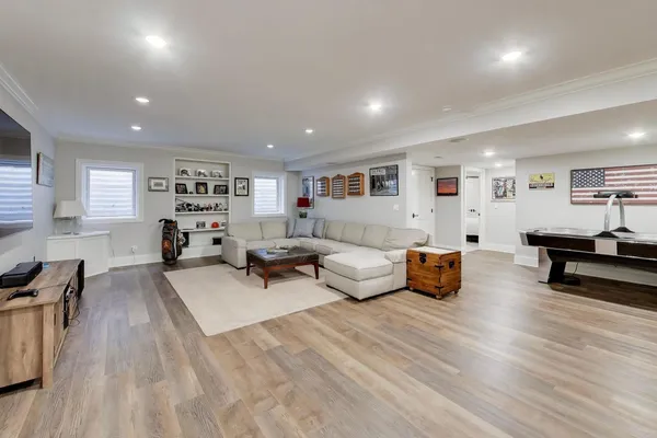 $1,389,000 | 11555 Zermatt Drive, Frankfort, IL 60423