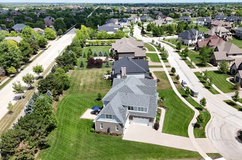 $1,389,000 | 11555 Zermatt Drive, Frankfort, IL 60423