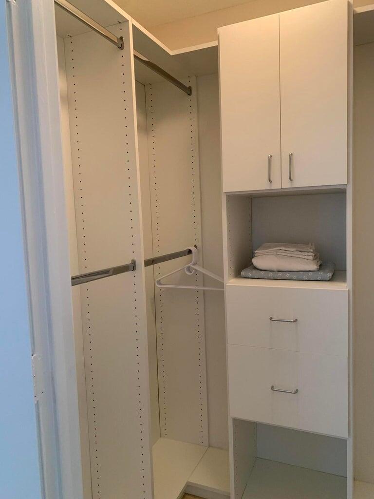 1125 Crystal Way Delray Beach, FL 33444 - Photo 19 of 38 closet spaces