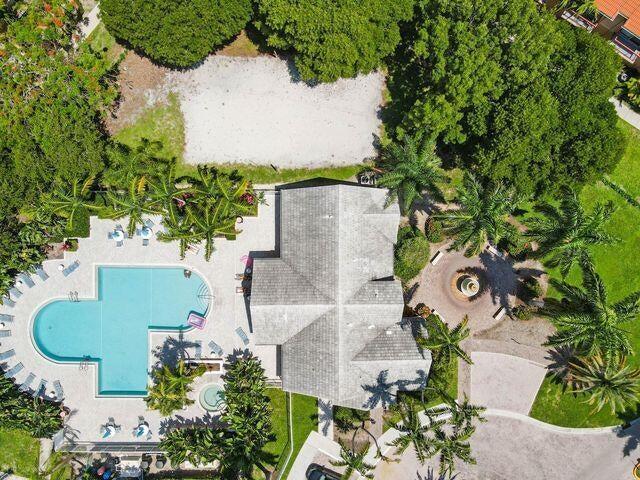 1125 Crystal Way Delray Beach, FL 33444 - Photo 36 of 38 Pool and Club House Aerial