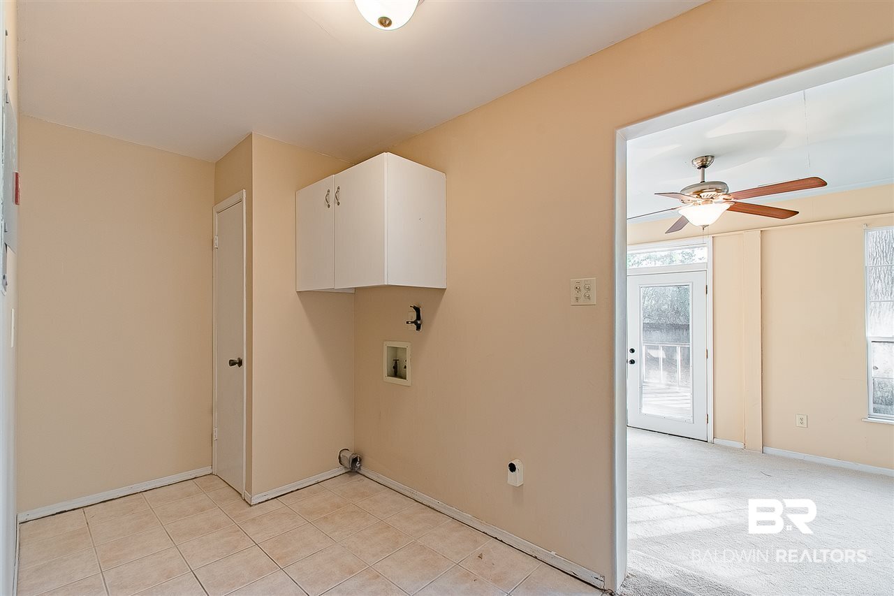 116 Michael Loop Daphne, AL 36526 - Photo 18 of 40 laundry room