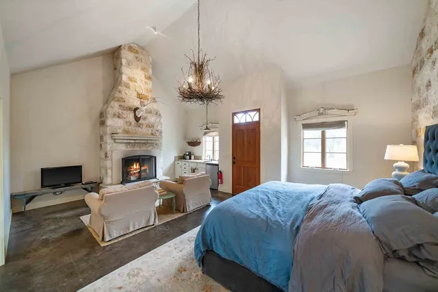 $3,495,000 | 183 Teton Lane, Fredericksburg, TX 78624