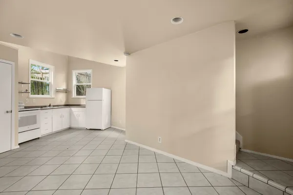 $1,450 | 3302 Hemlock Avenue, Unit B, Austin, TX 78722