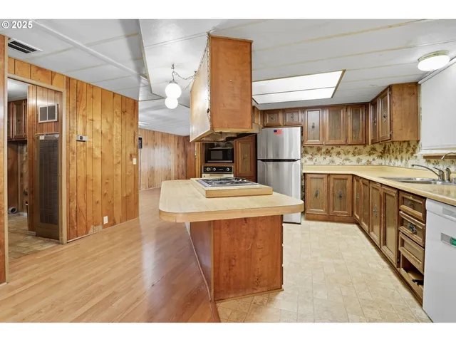 $75,000 | 3500 Southeast Concord Road, Unit 78, Milwaukie, OR 97267