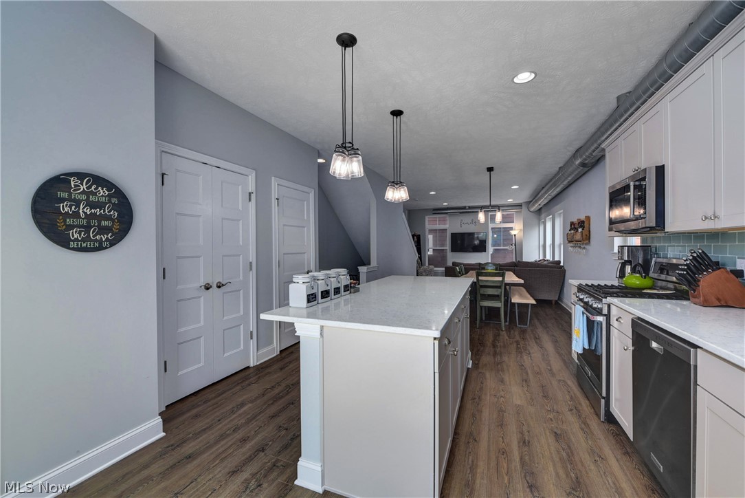 1945 Randall Road Cleveland, OH 44113 - Photo 10 of 30 Gallery Image 10