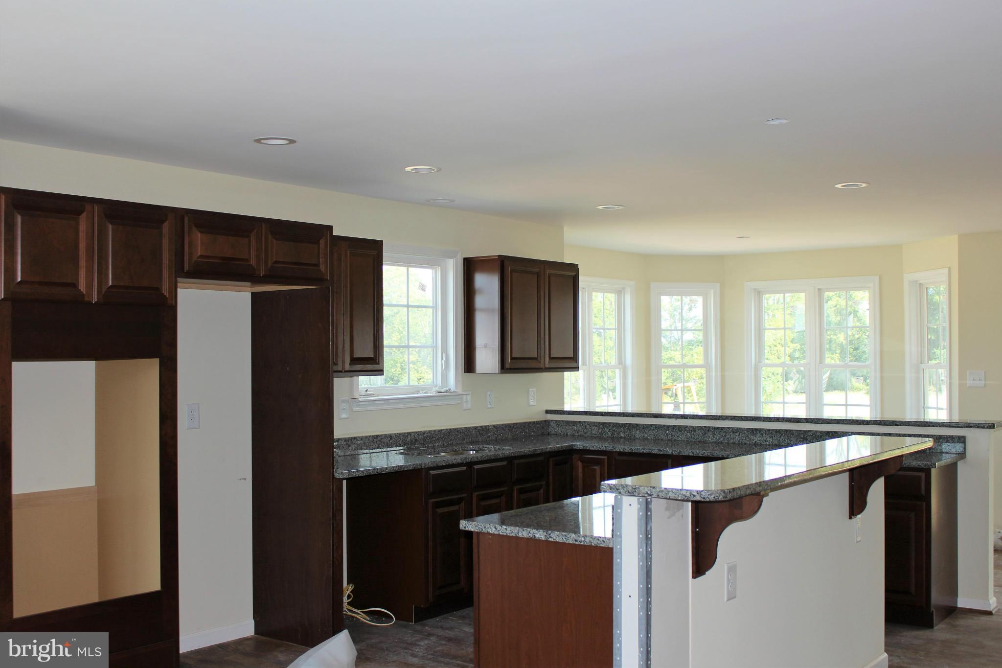27 Houston Road Inwood, WV 25428 - Photo 6 of 13 Kitchen