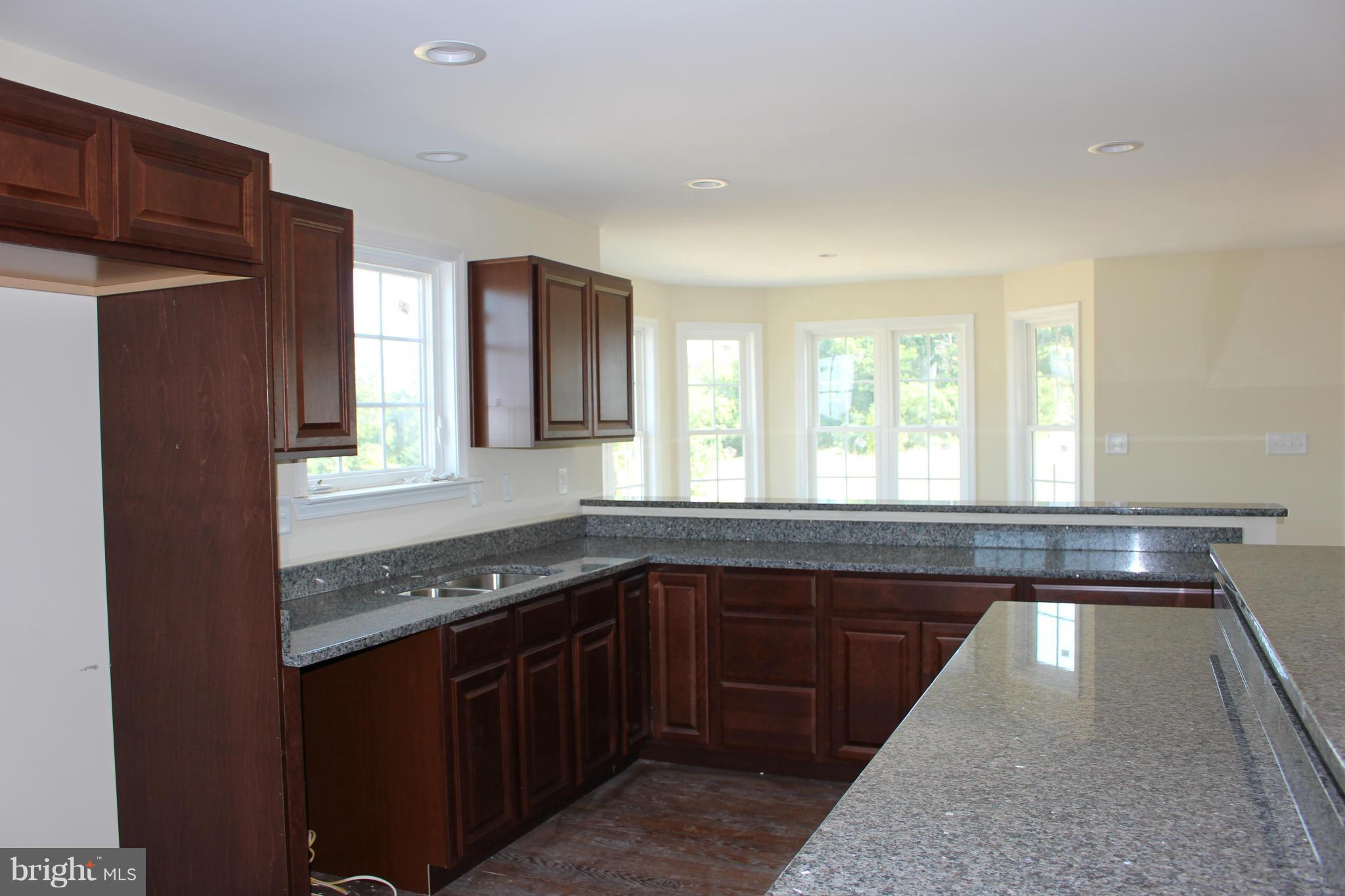 27 Houston Road Inwood, WV 25428 - Photo 7 of 13 Kitchen