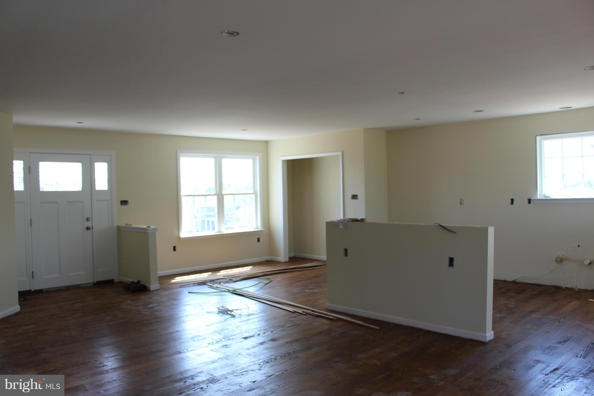 27 Houston Road Inwood, WV 25428 - Photo 8 of 13 Interior (General)