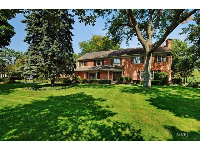 430 Pebblebrook Road Northbrook, IL 60062 - Photo 1 of 22