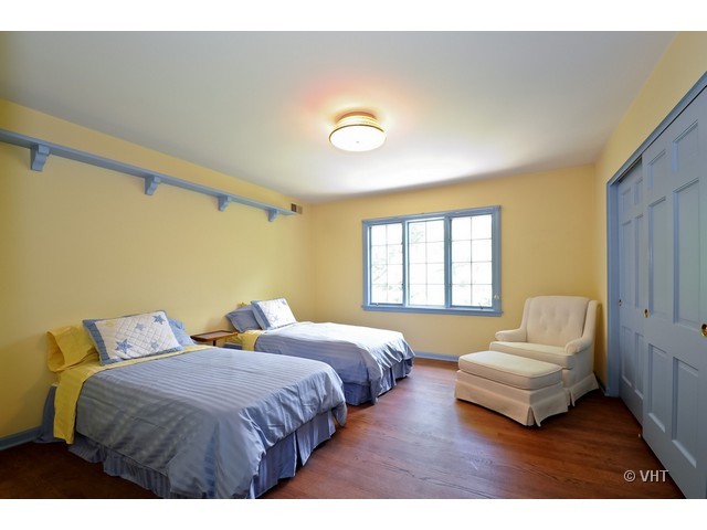 430 Pebblebrook Road Northbrook, IL 60062 - Photo 12 of 22