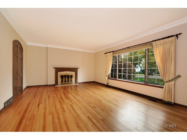 430 Pebblebrook Road Northbrook, IL 60062 - Photo 4 of 22