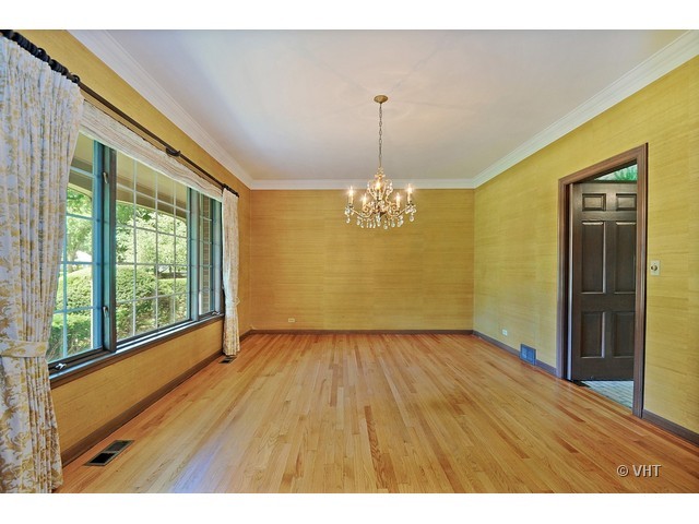 430 Pebblebrook Road Northbrook, IL 60062 - Photo 5 of 22